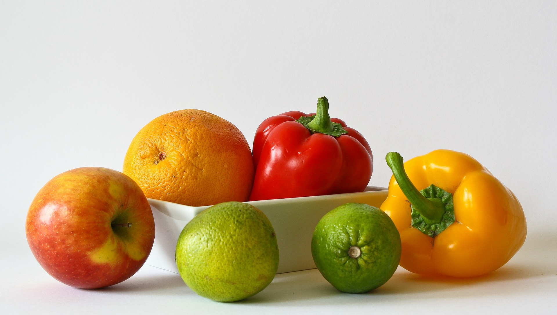 Total Wellness with Andrew and Mary-Clare - Natural health courses - Pesticides and chemicals and how they get into the food system and your body